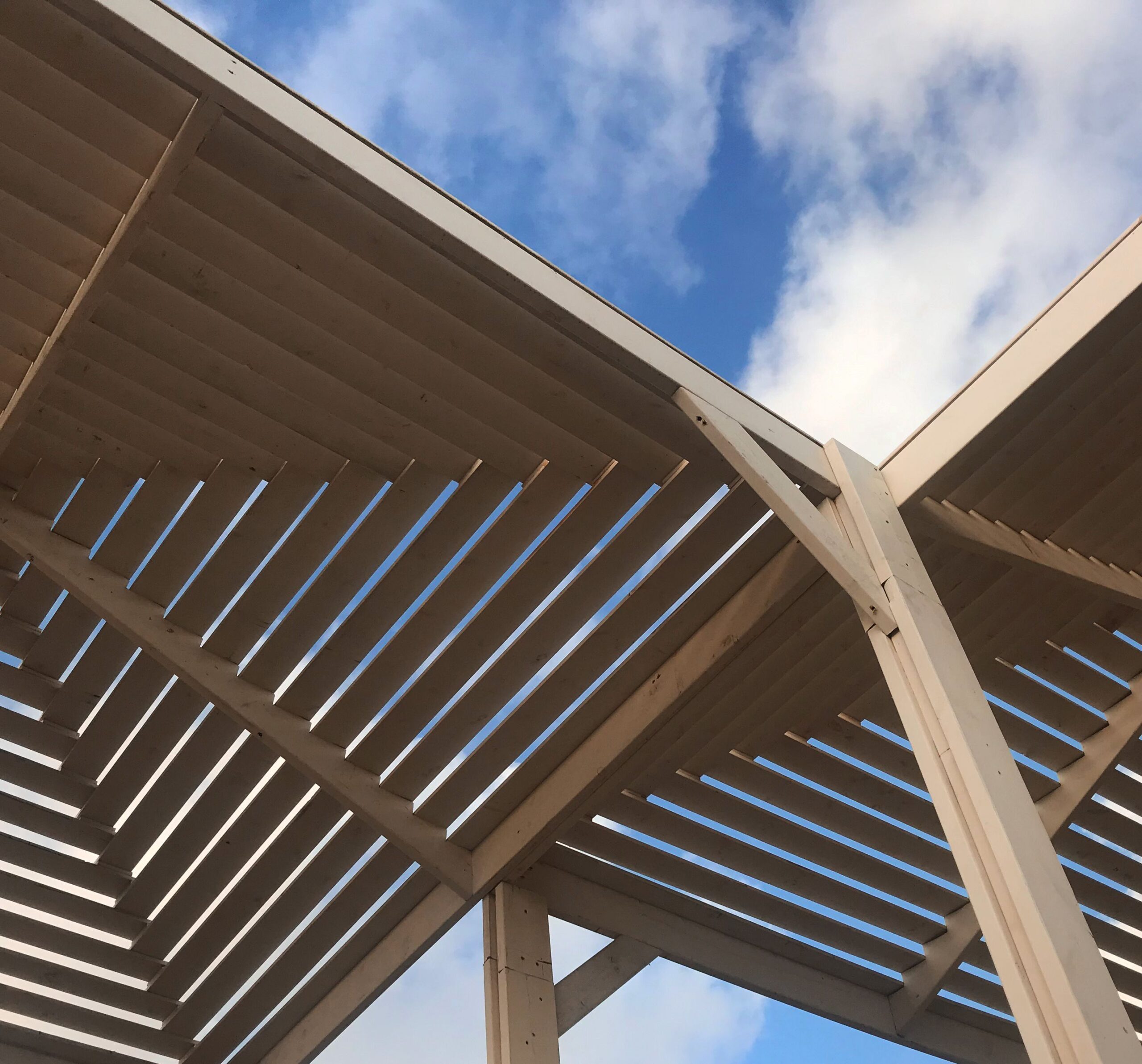 Houten overkapping gebouwd door Cremers BBG